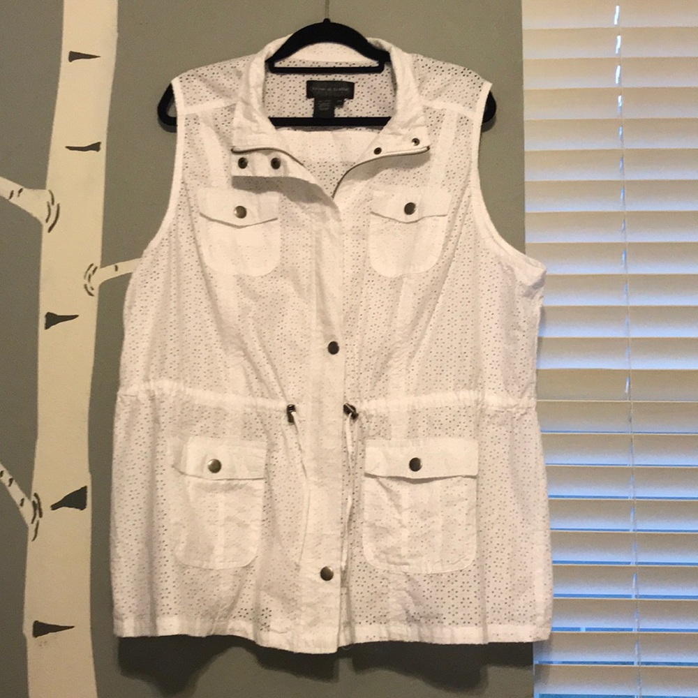 Live a Little 3XL eyelet design vest